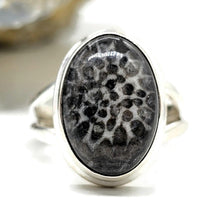 Load image into Gallery viewer, Stingray Coral Ring, Size M, Oval Shaped, Sterling Silver, Black and White Coral, Fossilized