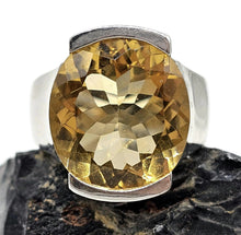 Load image into Gallery viewer, AAA Citrine Ring, Size N, 15 carats, Sterling Silver, Oval Faceted, Success Gemstone