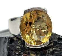 Load image into Gallery viewer, AAA Citrine Ring, Size N, 15 carats, Sterling Silver, Oval Faceted, Success Gemstone