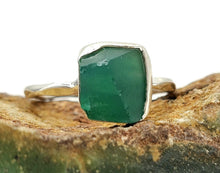 Load image into Gallery viewer, Rough Green Onyx Ring, Size Q, Sterling Silver, Hammered Band, Mix of Chalcedony