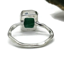 Load image into Gallery viewer, Rough Green Onyx Ring, Size Q, Sterling Silver, Hammered Band, Mix of Chalcedony