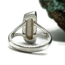 Load image into Gallery viewer, Biwa Pearl Ring, Size 8, Sterling Silver, Bridal Jewellery, June Birthstone, Highly Lustrous