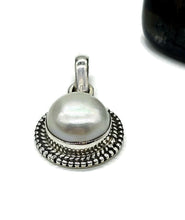 Load image into Gallery viewer, Freshwater Baroque Pearl Pendant, Sterling Silver, Irregular Pearl Pendant