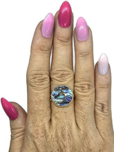 Load image into Gallery viewer, Paua Shell Ring, Size R, Abalone Shell, Round Design, Brings Prosperity, Peace, Luck