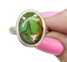 Load image into Gallery viewer, Green Mojave Turquoise Ring, Size 8, Sterling Silver, Oval Shape, Protection Stone, Goddess Stone - GemzAustralia 