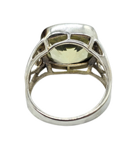 Load image into Gallery viewer, Lemon Quartz Heart Ring, Size P 1/2, Sterling Silver, 9 carats, Cushion Faceted, Powerful Gemstone, Mental Clarity - GemzAustralia 